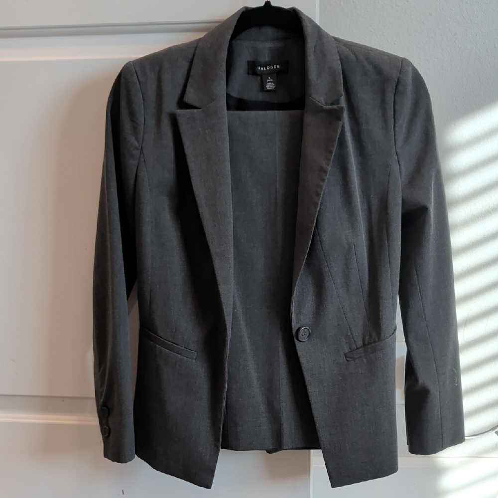 Halogen Charcoal Women's Suit 2 Petite